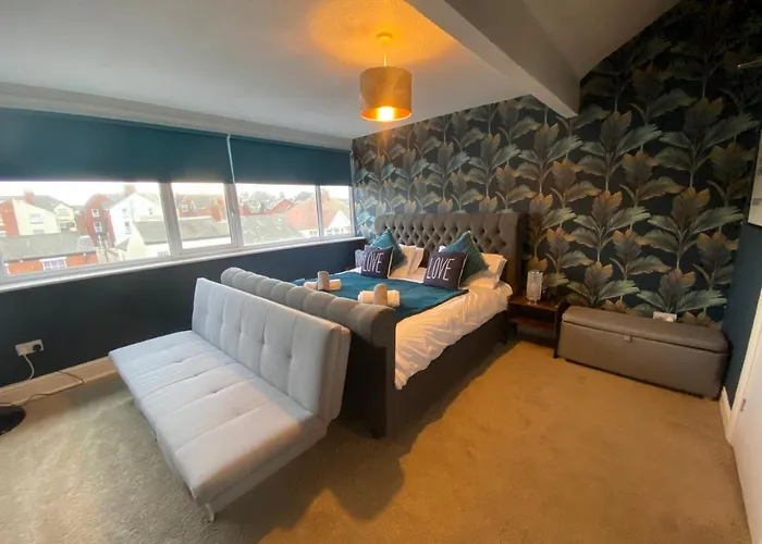 Blackpool Abode - The Cinema House