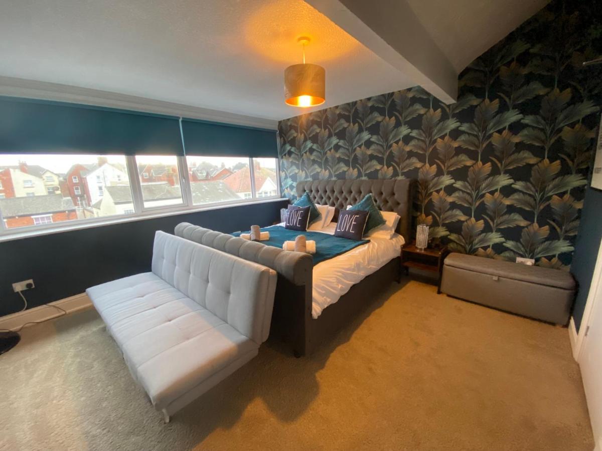 Abode - The Cinema House Vakantiehuis
